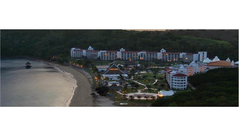 Resort Dreams Playa Bonita